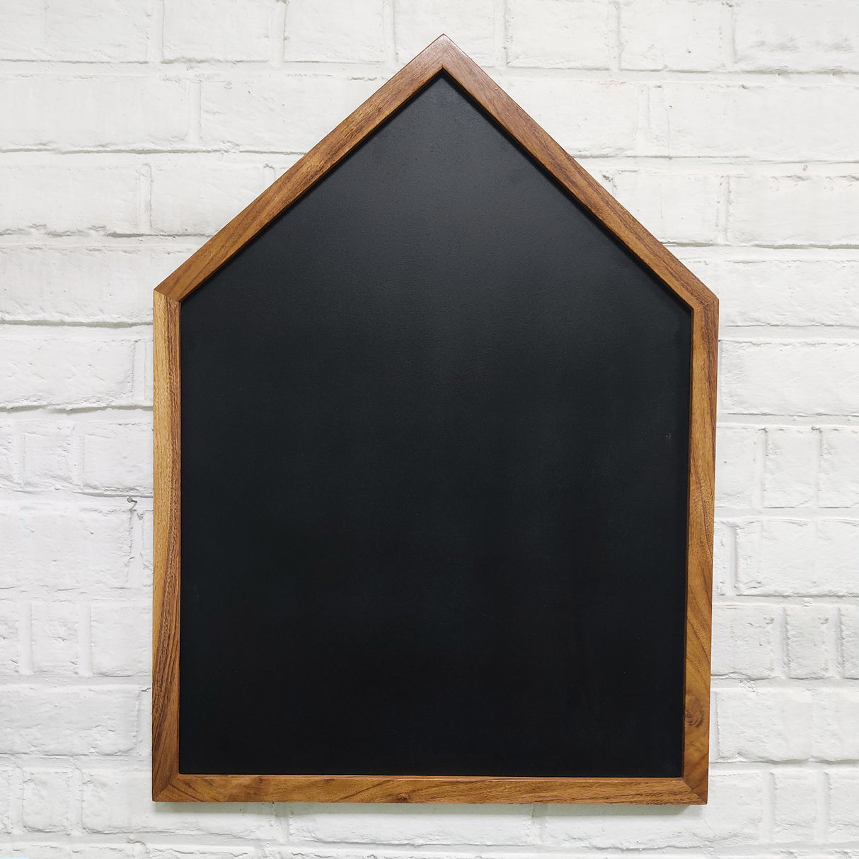 HUT CHALKBOARD