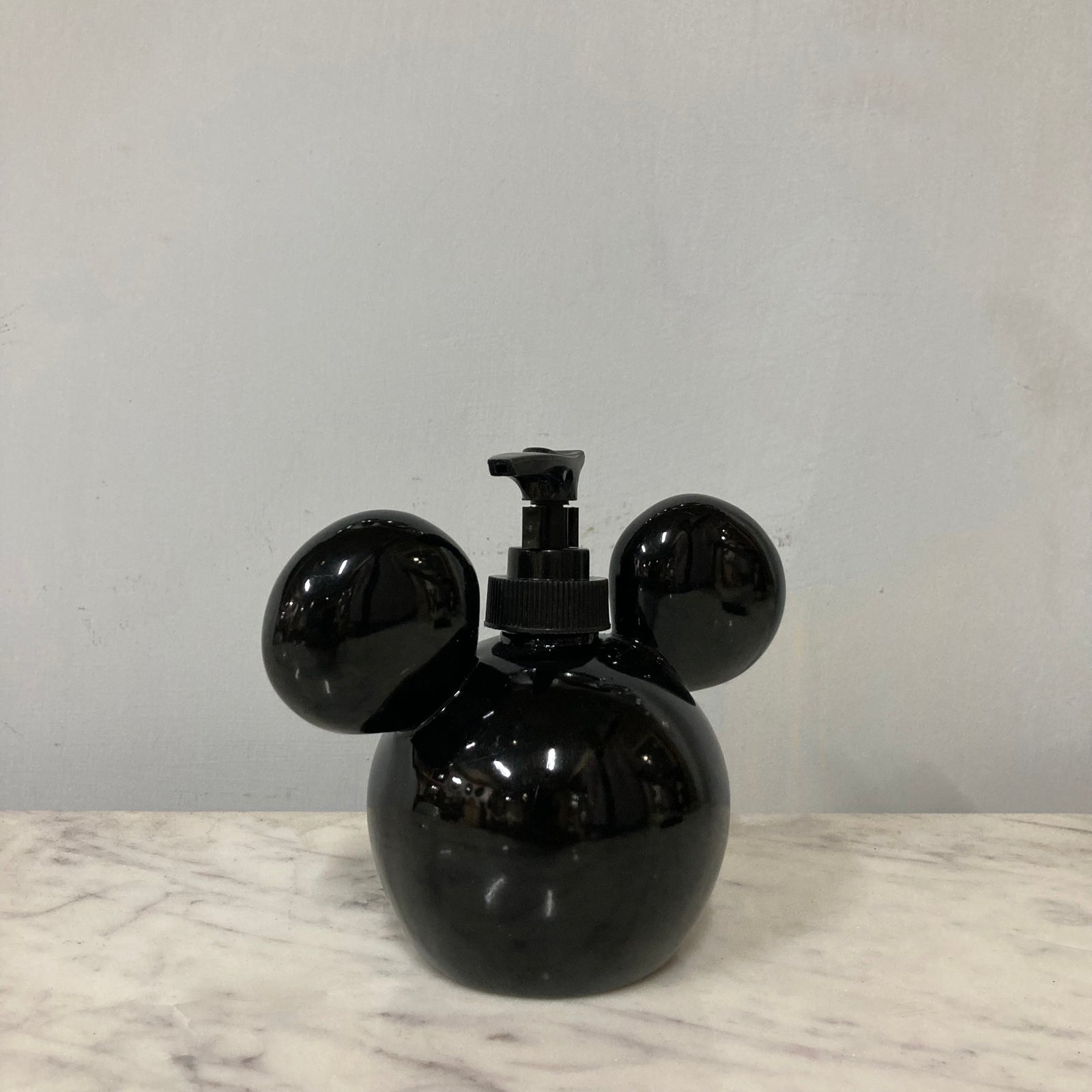 Black Mickey Mouse sold bathroom set