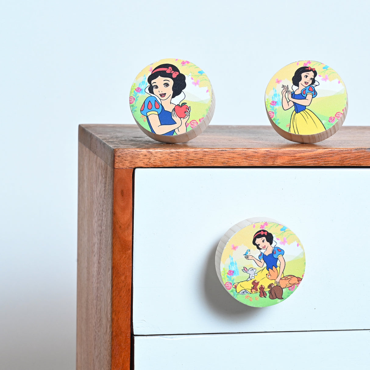 Snow White with Forest Friends Themed Drawer Knob – Disney Princess Collection