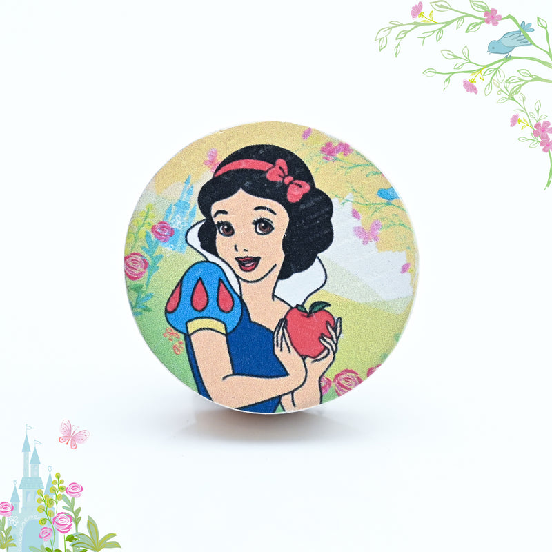 Snow White with Apple Themed Drawer Knob – Disney Princess Collection