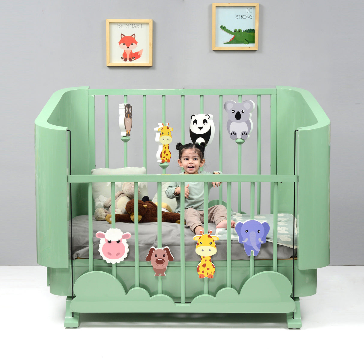 Playful Animal Crib