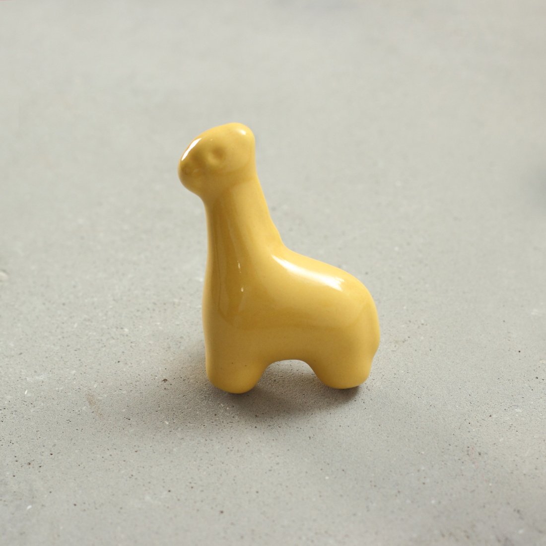 Giffy Giraffe Knobs (With Colour Variants)