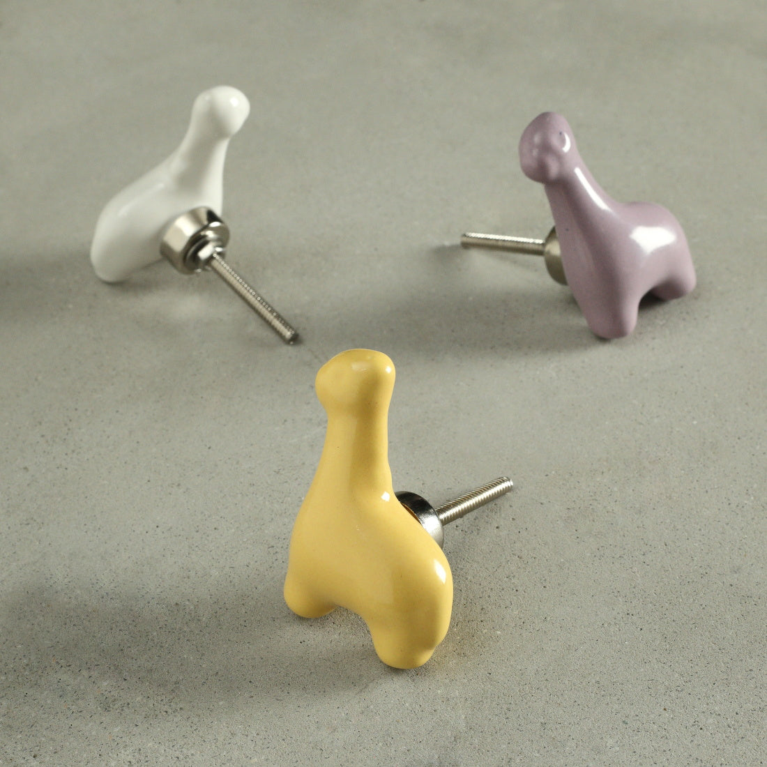 Giffy Giraffe Knobs (With Colour Variants)